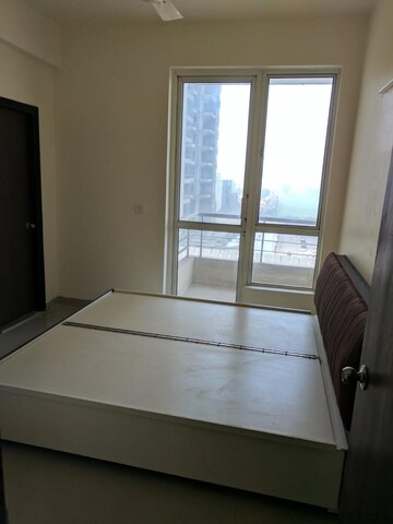 Room in 2 BHK Apartment at M3M Woodshire, Sector 107 – for Sale