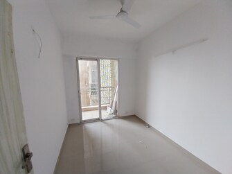 2.5 BHK Apartment For Resale in Mahagun Maverick Noida Ext Sector 16c Greater Noida  7329230