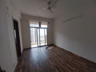 2.5 BHK Apartment For Resale in Mahagun Maverick Noida Ext Sector 16c Greater Noida  7329230