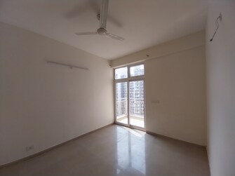 2.5 BHK Apartment For Resale in Mahagun Maverick Noida Ext Sector 16c Greater Noida  7329230