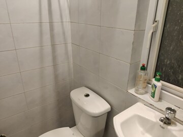 Bathroom in 3.5 BHK Apartment at BPTP Princess Park, Sector 86 – for Sale