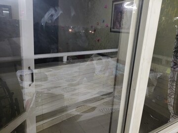 Bathroom in 3.5 BHK Apartment at BPTP Princess Park, Sector 86 – for Sale