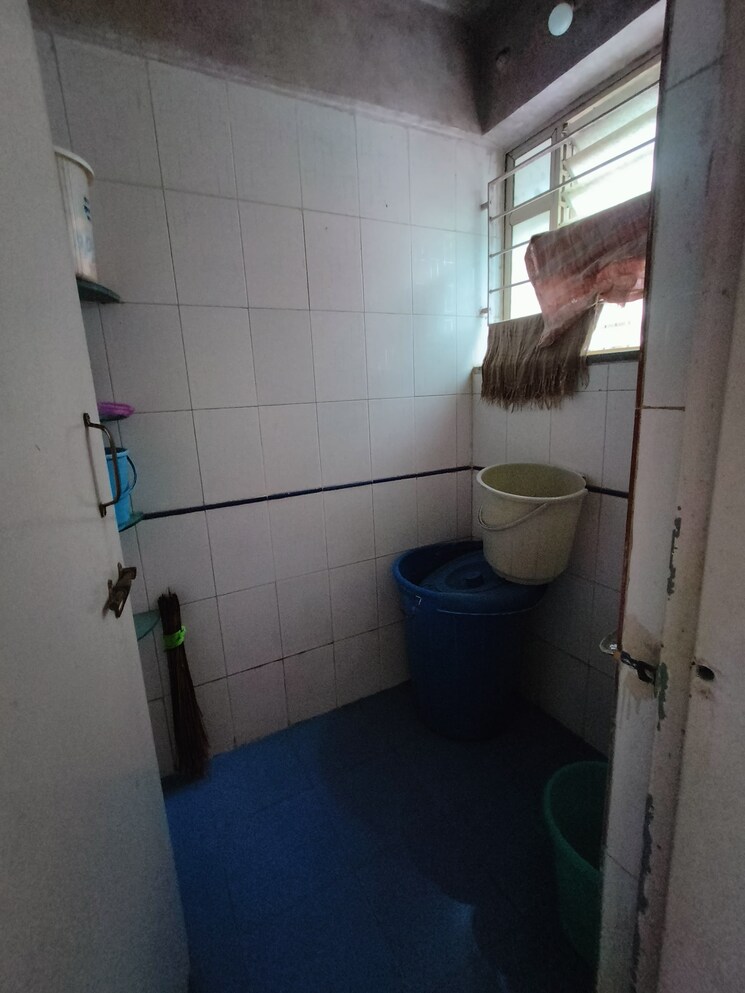 Bathroom, dsk-saptasur 2 Bedroom 954 Sq.Ft. Apartment In Dhayari Pune 7329308