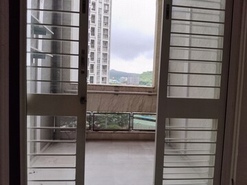 Room in 2 BHK Apartment at Goel Ganga Legend, Bavdhan – for Sale