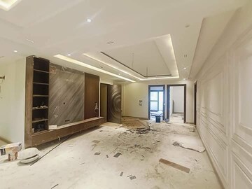 Room in 3 BHK Builder Floor at Sainik Colony – for Sale
