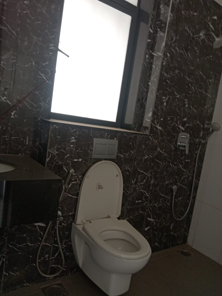 Bathroom, lodha-palava-exotica 3 Bedroom 1470 Sq.Ft. Apartment In Dombivli East Thane 7329636