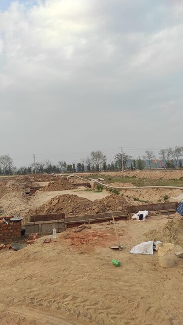  Plot For Sale in Sector 36