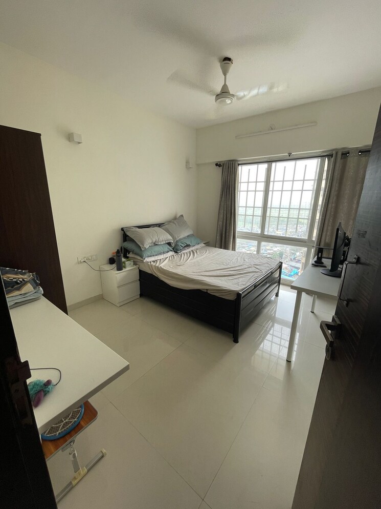 Master Bedroom, kalpataru-pinnacle 2 Bedroom 930 Sq.Ft. Apartment In Goregaon West Mumbai 7329990