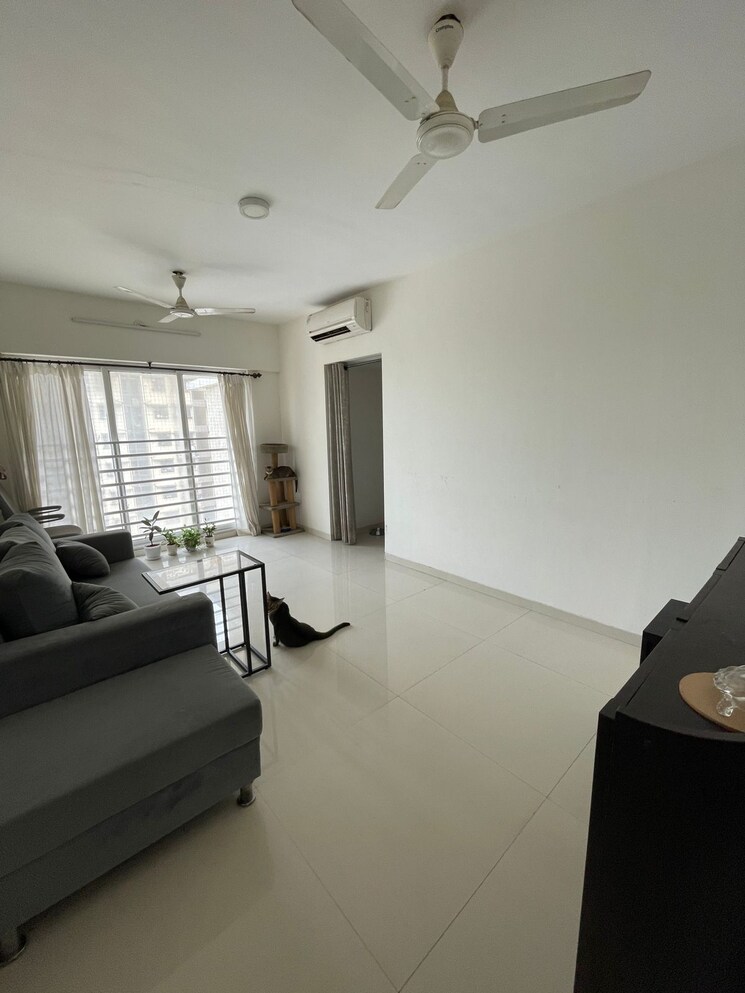 Living Room, kalpataru-pinnacle 2 Bedroom 930 Sq.Ft. Apartment In Goregaon West Mumbai 7329990