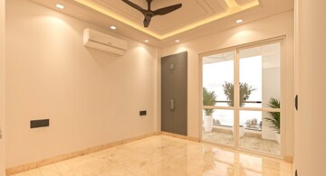 Room in 3 BHK Builder Floor at BPTP Parkland Pride, Sector 77 – for Sale