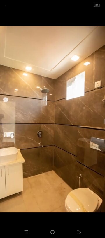 Bathroom in 3 BHK Builder Floor at BPTP District Phase 2, Sector 84 – for Sale