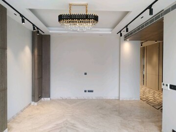 Living Room in 4 BHK Builder Floor at Dlf Phase I – for Sale