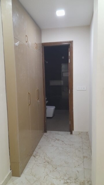 Building Lobby in 3 BHK Builder Floor at Sector 82 – for Sale