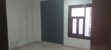 Room in 4 BHK Builder Floor at Sector 82 – for Sale