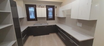 Kitchen in 4 BHK Builder Floor at Sector 82 – for Sale