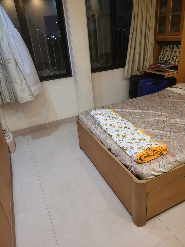 Bedroom, lake-view-bandra 2 Bedroom 750 Sq.Ft. Apartment In Bandra West Mumbai 7330510