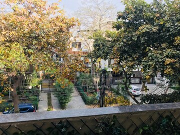 Balcony in 3 BHK Builder Floor at Dlf Phase I – for Sale