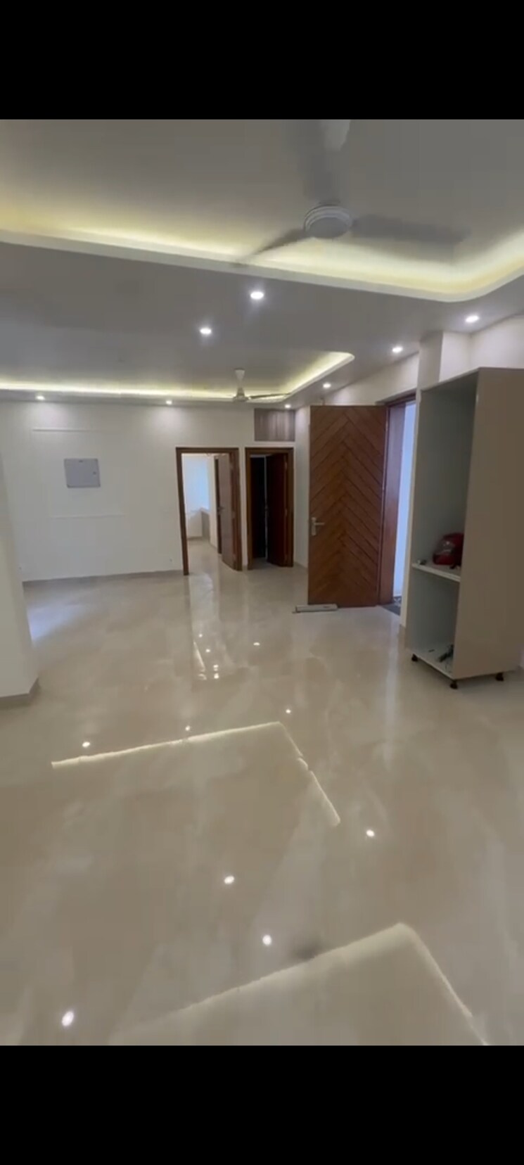 Room, vasant kunj 3 Bedroom 1200 Sq.Ft. Apartment In Vasant Kunj Delhi 7330878