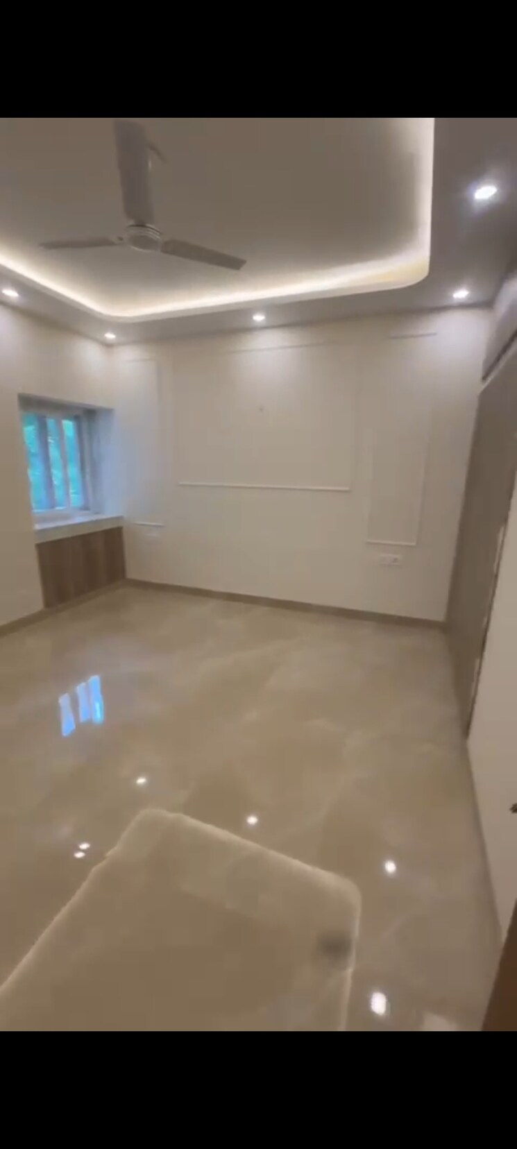 Room, vasant kunj 3 Bedroom 1200 Sq.Ft. Apartment In Vasant Kunj Delhi 7330878