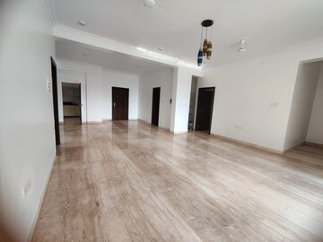 Room in 4 BHK Builder Floor at Janakpuri – for Sale