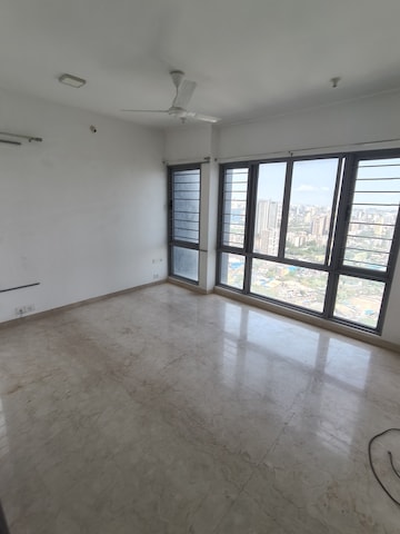 2.5 BHK Apartment For Resale in Oberoi Realty Woods Goregaon East Mumbai  7331778