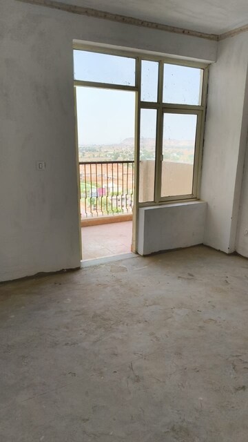 Room in 4 BHK Apartment at Terra Elegance, Alwar Bypass Road – for Sale