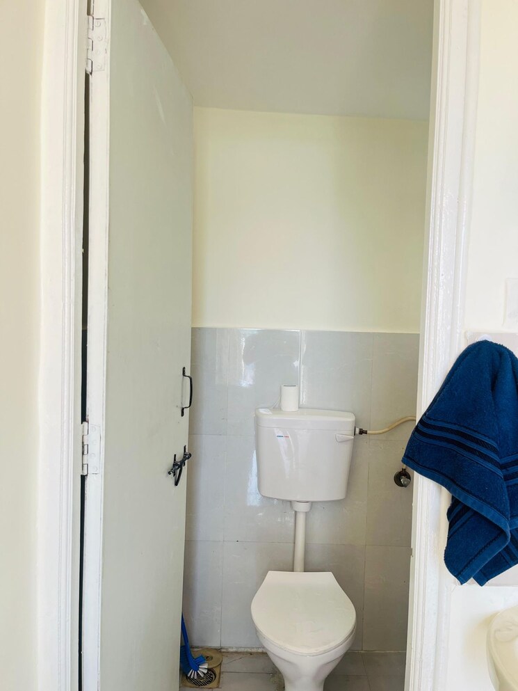 Bathroom, sharda-shree-nagari 1 Bedroom 600 Sq.Ft. Apartment In Dhanori Pune 7332092