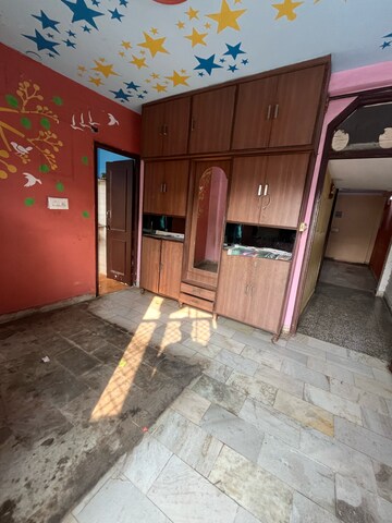 Bedroom in 2 BHK Apartment at Shalimar Apartments Shalimar Garden, Shalimar Garden – for Sale