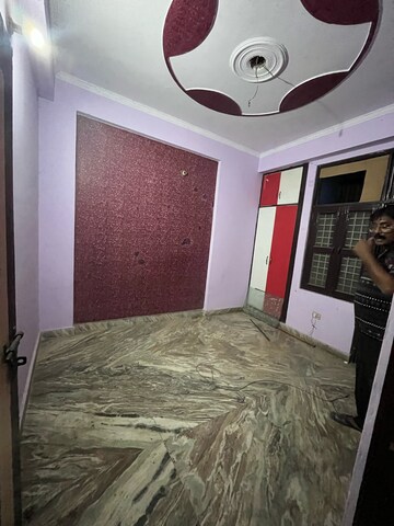 Bedroom in 1 BHK Apartment at Shalimar Apartments Shalimar Garden, Shalimar Garden – for Sale
