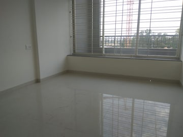 Room in 3 BHK Apartment at Nahar F Residences, Balewadi – for Sale