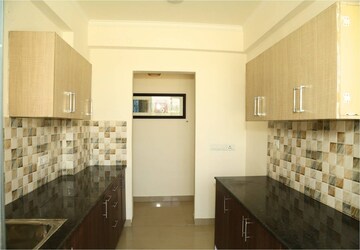 2 BHK Apartment For Sale in Nh 8