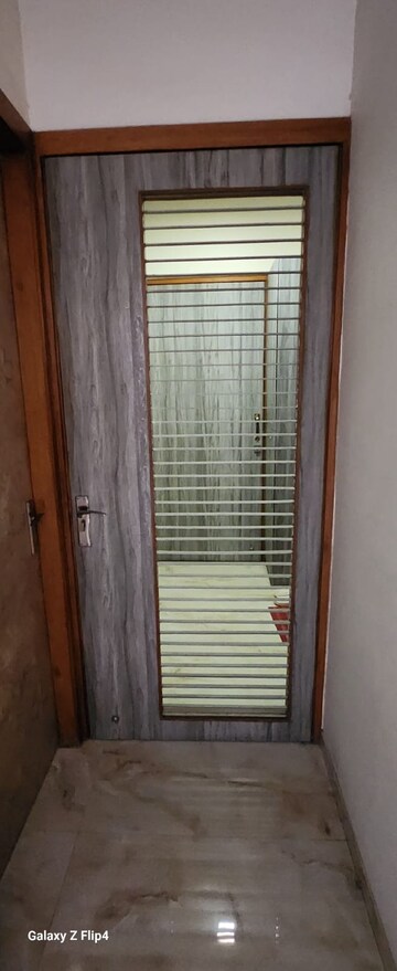 Bathroom in 3 BHK Apartment at Lodha Luxuria, Majiwada – for Sale