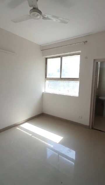 Room in 3 BHK Apartment at Puri Pratham, Sector 84 – for Sale
