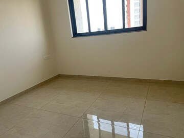 Room in 3 BHK Apartment at Duville Riverdale Residences, Kharadi – for Sale