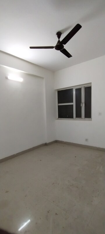 Room in 2 BHK Apartment at SARE Ebony Greens, Lal Kuan – for Sale