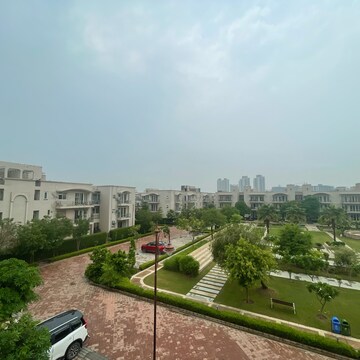 3 BHK Builder Floor – Exterior View View at BPTP Amstoria, Sector 102 - for Sale