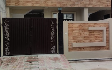 2 BHK Villa For Sale in Iim Road
