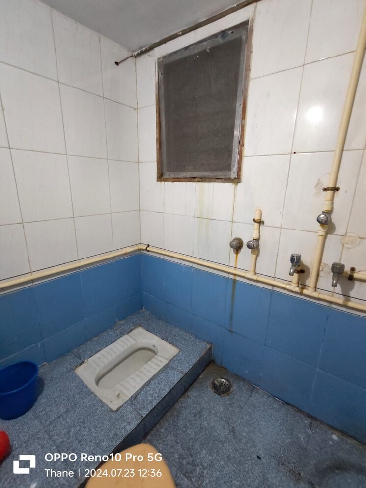 Bathroom, lambodar-park 2 Bedroom 800 Sq.Ft. Apartment In Kalwa Thane 7333622