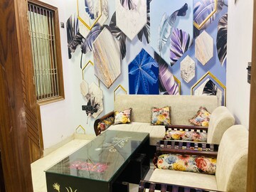 2 BHK Builder Floor For Sale in Shastri Nagar