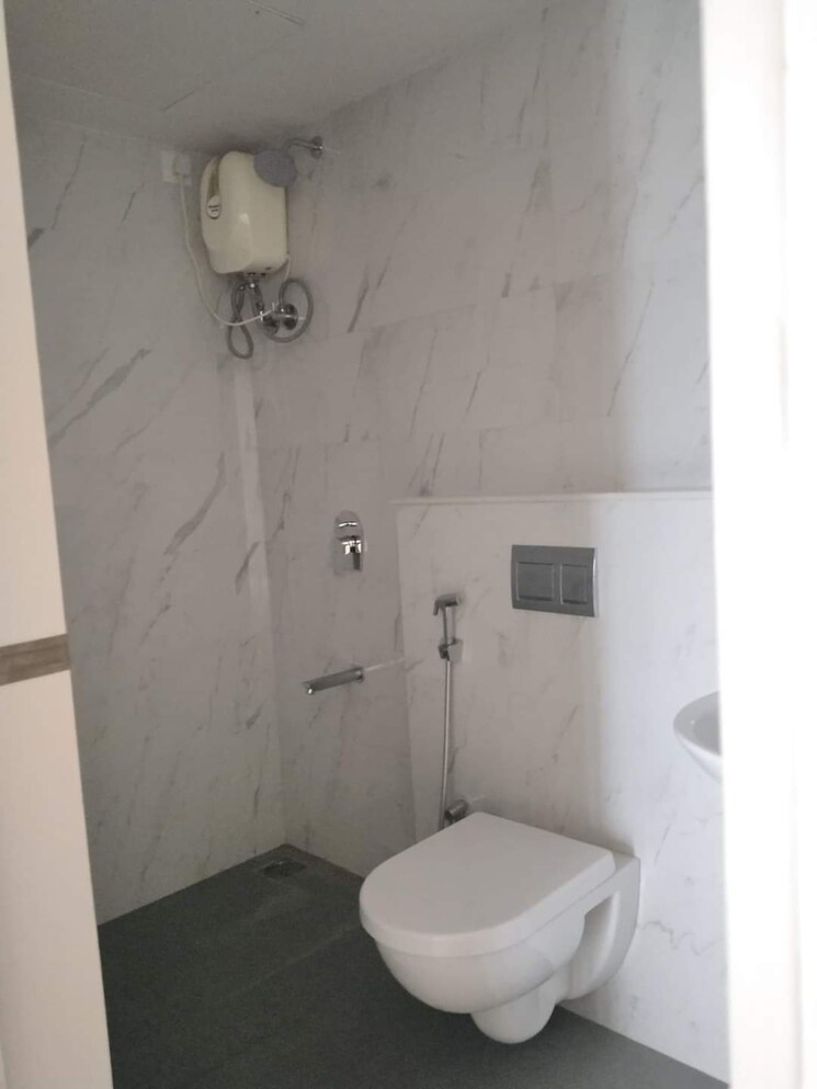 Bathroom, lodha-codename-finale 2 Bedroom 557 Sq.Ft. Apartment In Dombivli East Thane 7333638