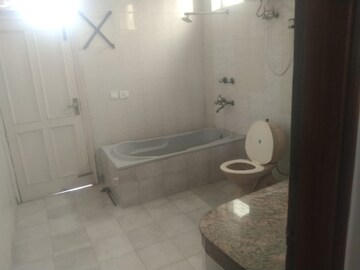 Bathroom in 6+ BHK Villa at Sector 36 – for Sale
