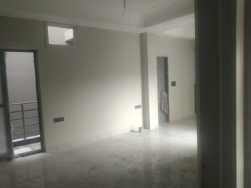 Room in 6+ BHK Villa at Sector 41 – for Sale
