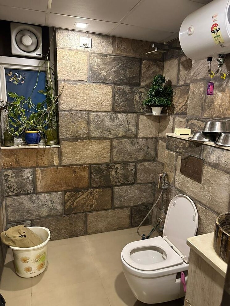 Master Bedroom, orchid-petals 5 Bedroom 3570 Sq.Ft. Penthouse In Sector 49 Gurgaon 7334300