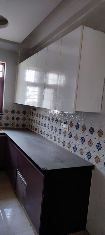 Kitchen in 3 BHK Builder Floor at BP Homes, Sector 85 – for Sale