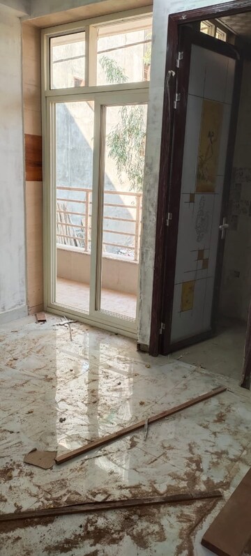 Room in 2 BHK Builder Floor at Anant Dham Society, Sector 49 – for Sale