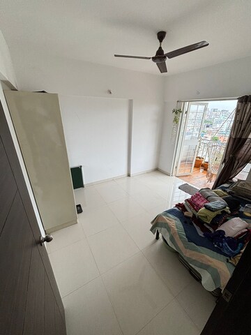 Team Area in 1 BHK Apartment at Fortune Perfect, Katraj Kondhwa Road – for Sale