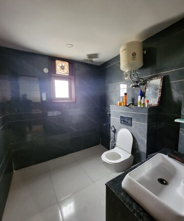 Master Bedroom in 4 BHK Builder Floor at Saket – for Sale