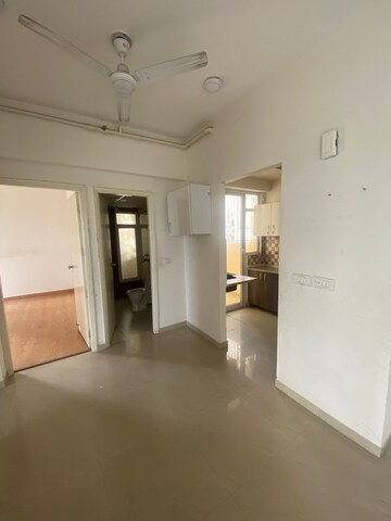 Room in 3 BHK Apartment at Town Park White Orchid, Sector 16c Greater Noida – for Sale