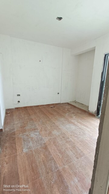 Room in 3 BHK Apartment at Shalimar Mannat, Faizabad Road – for Sale