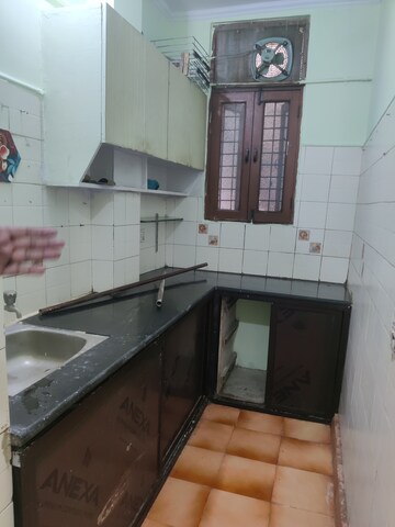 Kitchen in 2.5 BHK Builder Floor at Shanti Plaza Vaishali, Vaishali Sector 4 – for Sale